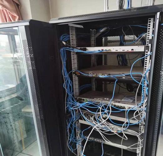 经济技术开发区分局网安大队对某公司进行网络安全检查